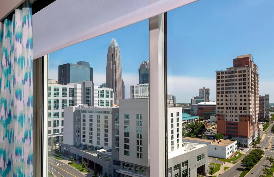 Hilton Garden Inn Charlotte Uptown-1